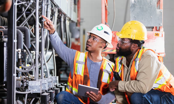 Best Emergency Electrician Near Me  in Johnston, IA